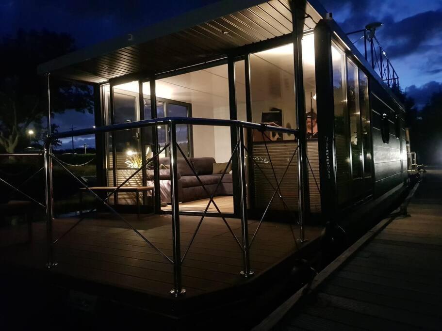 Hotel Modern, Brand New Houseboat Near Amsterdam Monnickendam Esterno foto