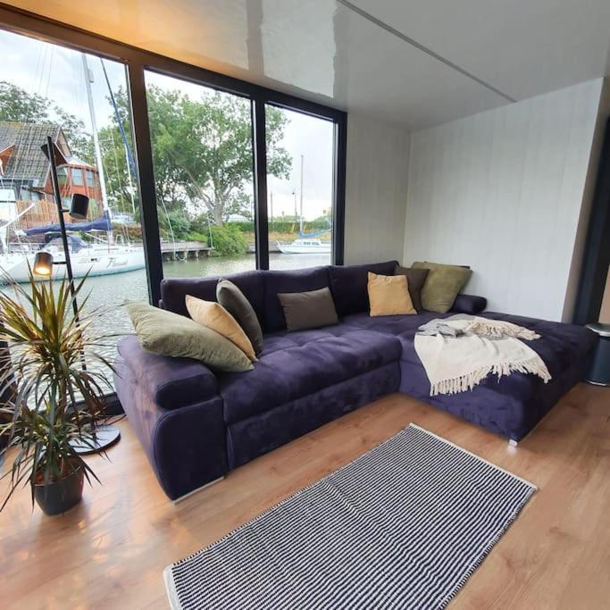 Hotel Modern, Brand New Houseboat Near Amsterdam Monnickendam Esterno foto